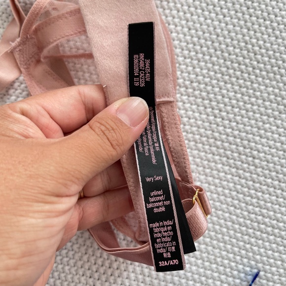 Victoria’s Secret Unlined Mesh Balconette Bra - Picture 6 of 6